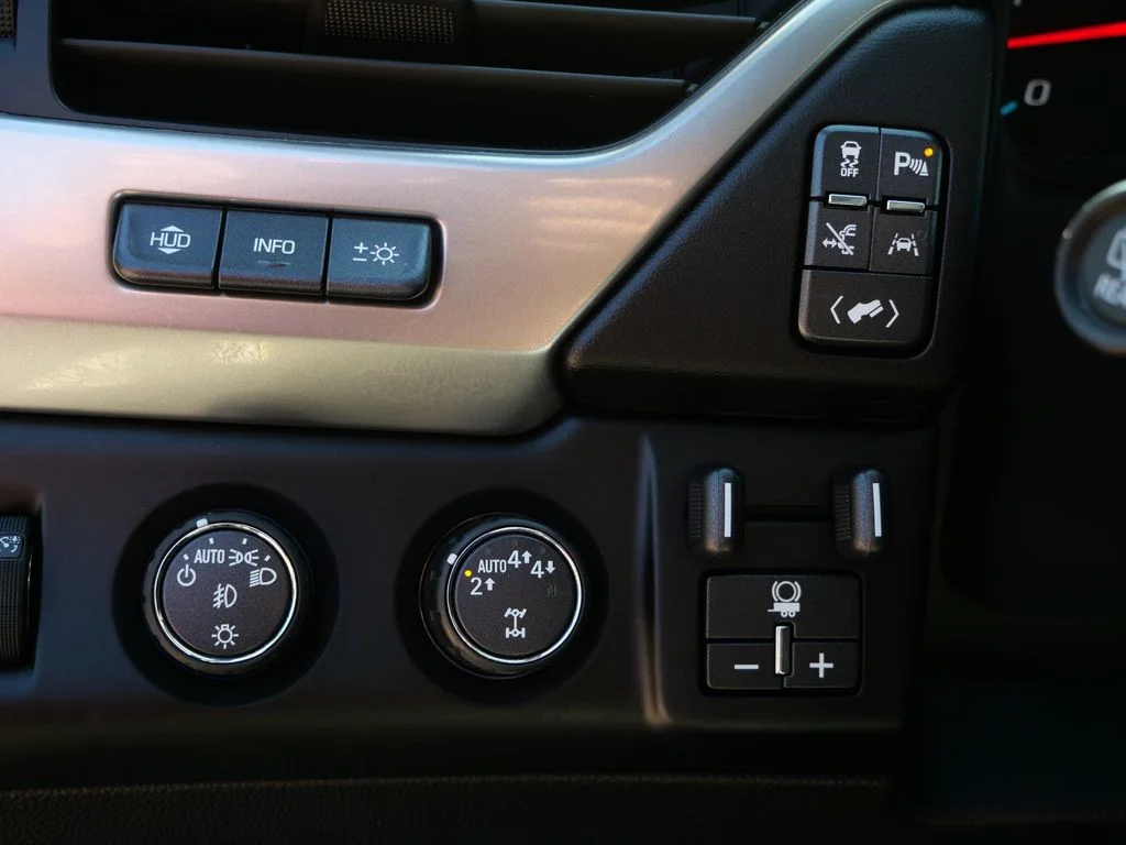 Certified Used 2018 Black Chevrolet Premier image 23