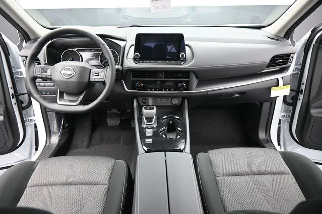 New 2026 Everest White Pearl TriCoat Nissan SV image 26