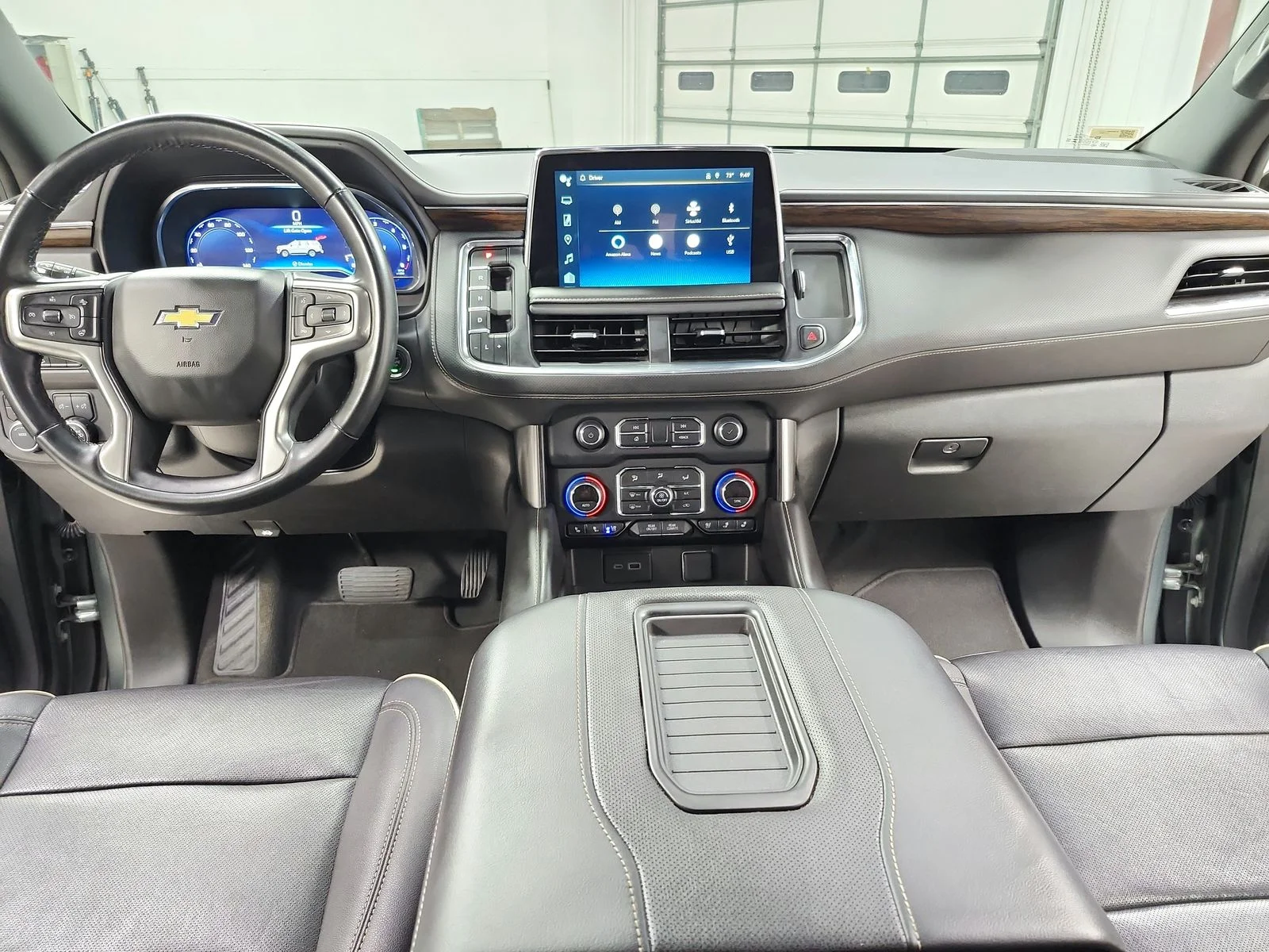 Used 2023 Silver Sage Metallic Chevrolet Premier image 26