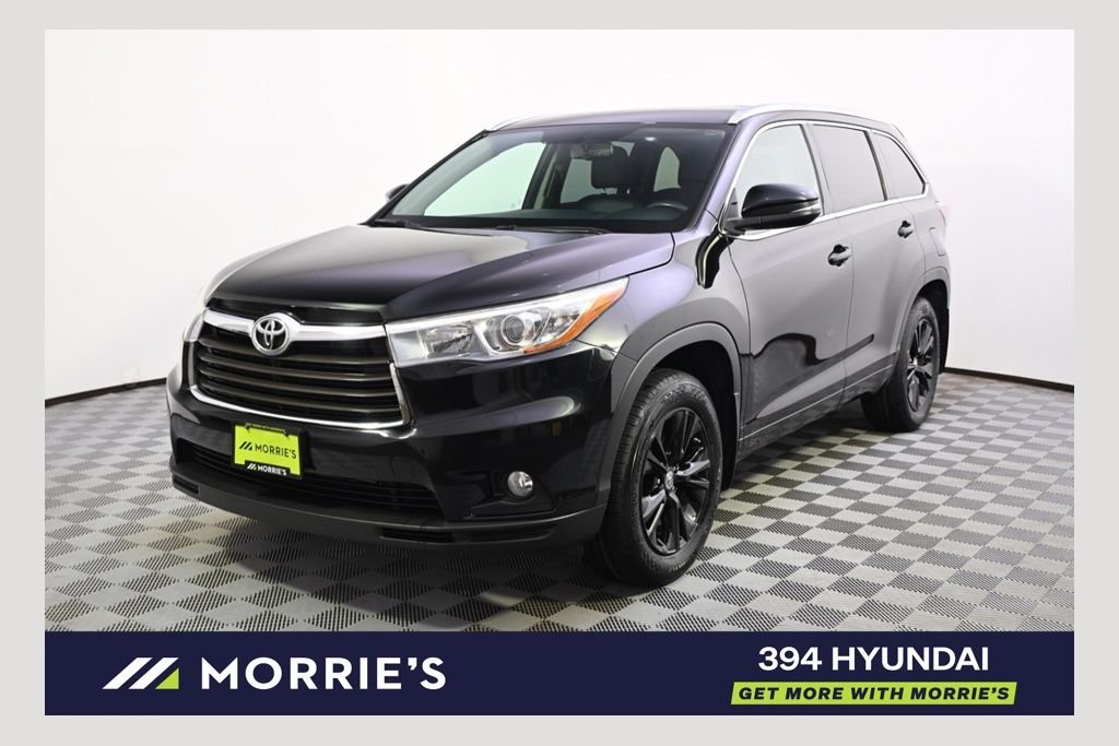 Used 2015 Attitude Black Metallic Toyota XLE V6 image 1