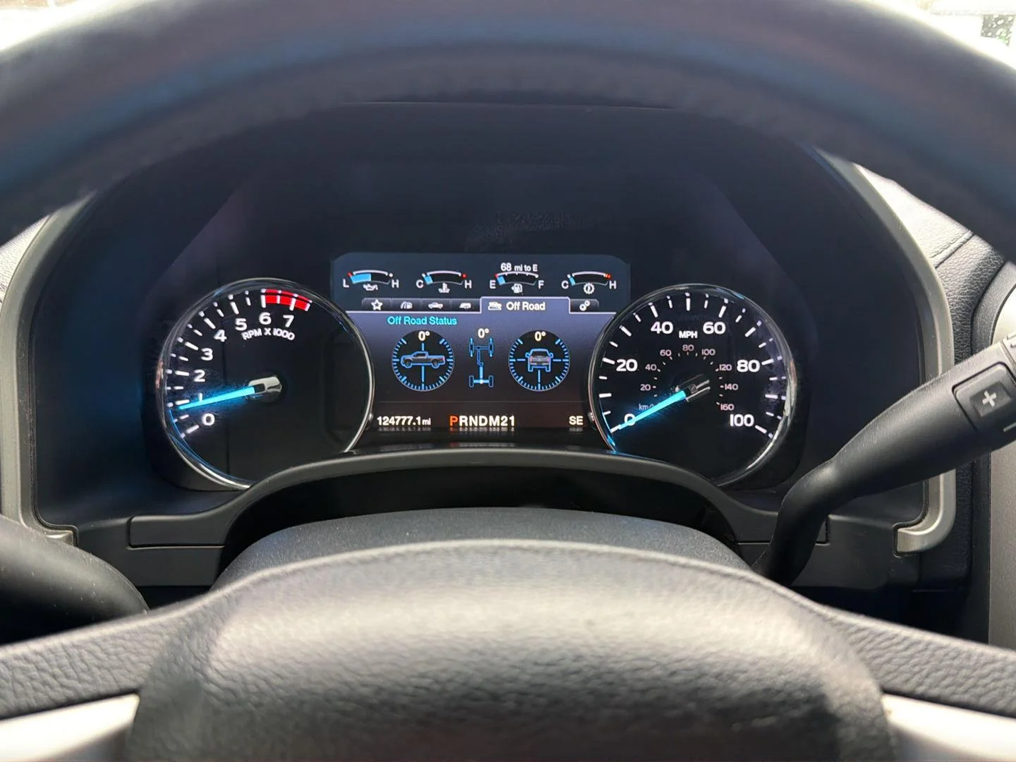 Used 2019 Magnetic Ford Lariat image 13