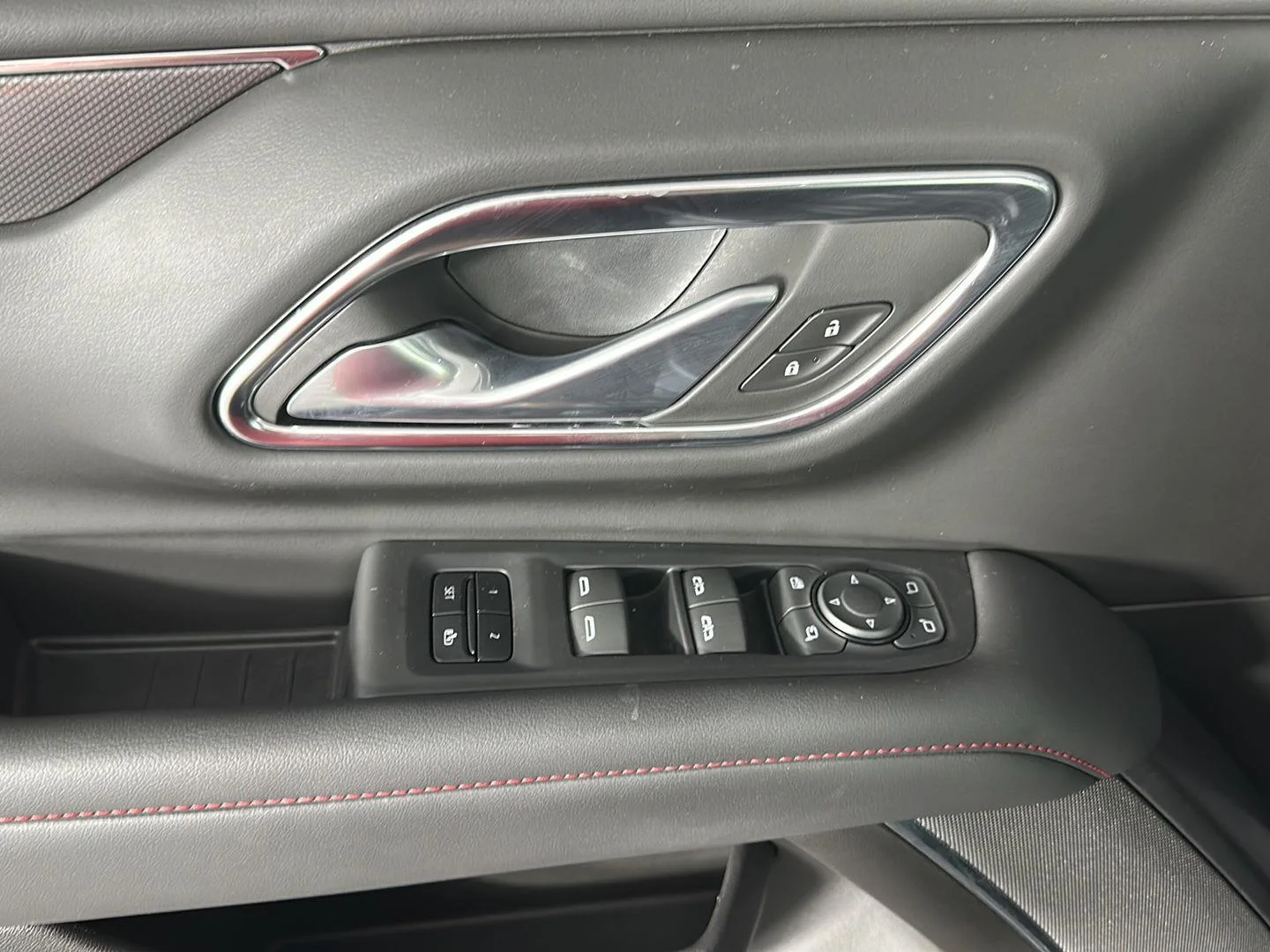 Used 2023 Sterling Gray Metallic Chevrolet RST image 21