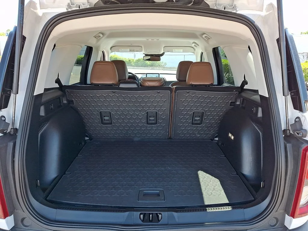 Used 2023 White Ford Outer Banks image 31