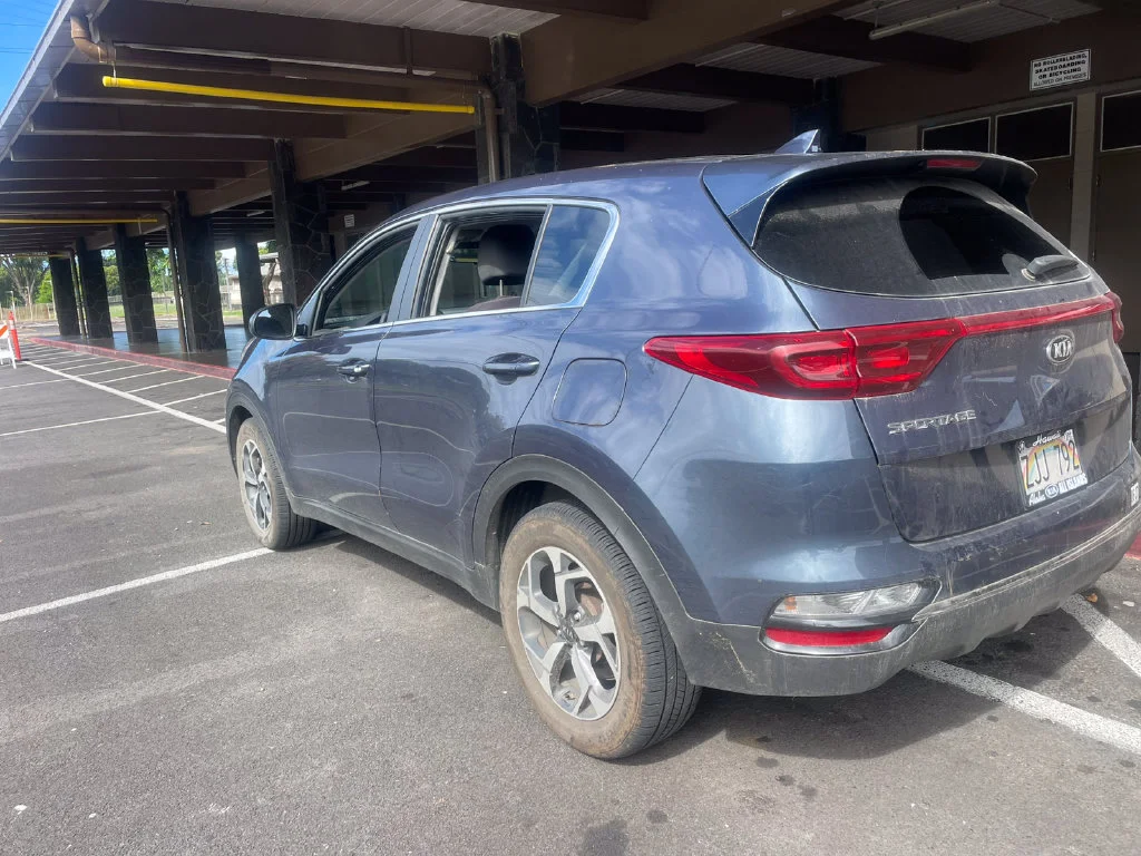 Used 2020 Blue Kia LX image 17