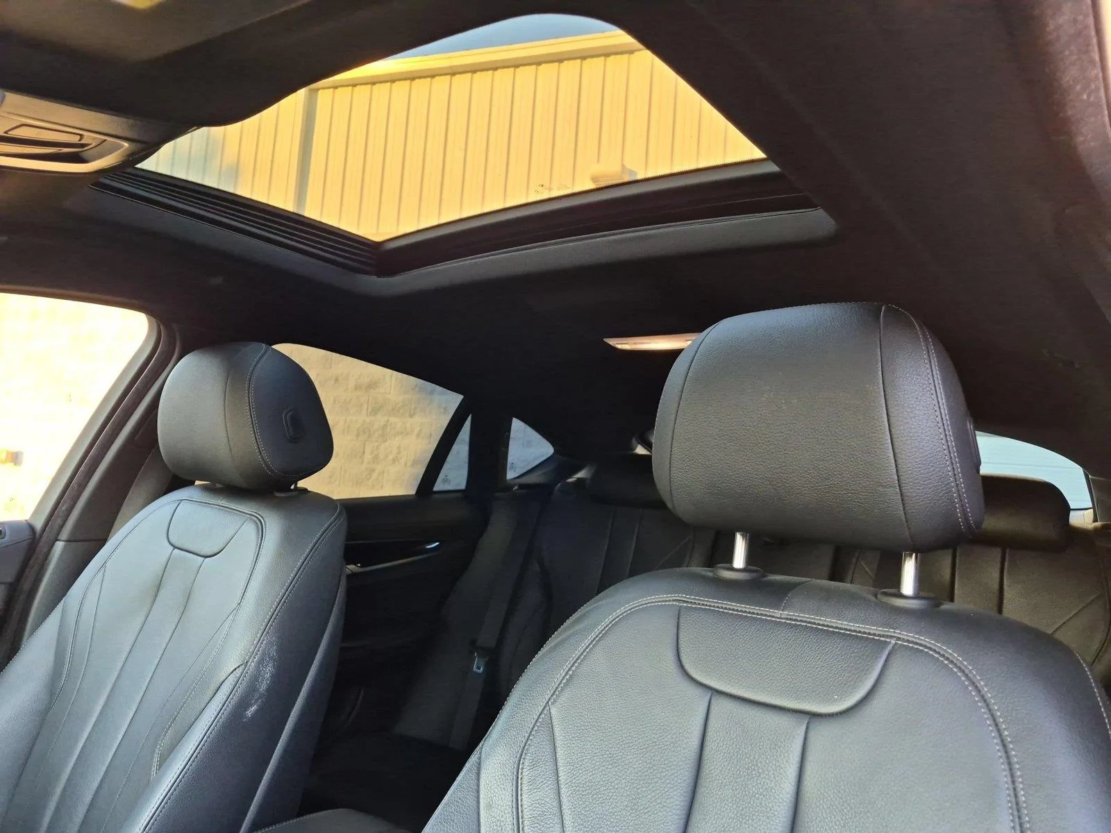 Used 2019 Jet Black BMW sDrive35i image 29