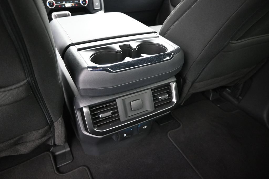 Used 2023 White Ford XLT image 21