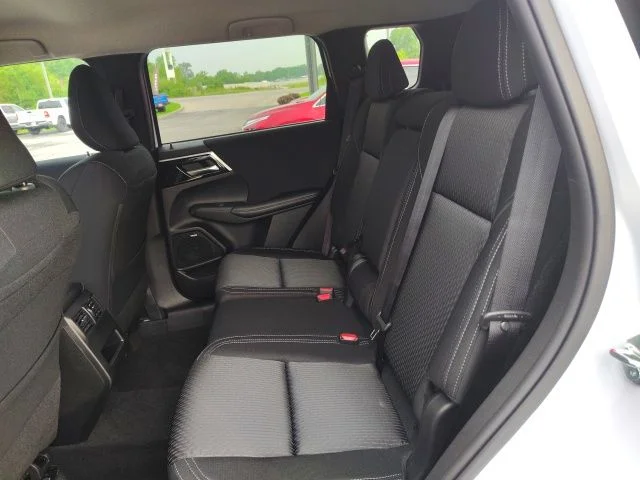 New 2026 White Mitsubishi ES 1.5T S-AWC image 24