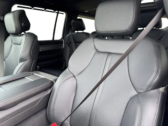 New 2026 White Jeep Limited Reserve image 12