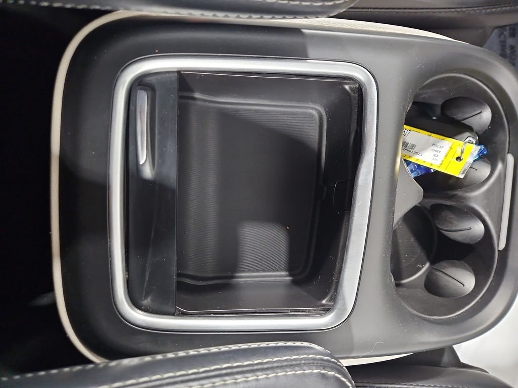 Used 2023 Gray Chrysler Touring L image 25