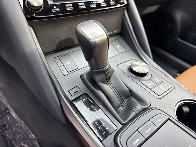 2024 Lexus IS 300 - Photo 20