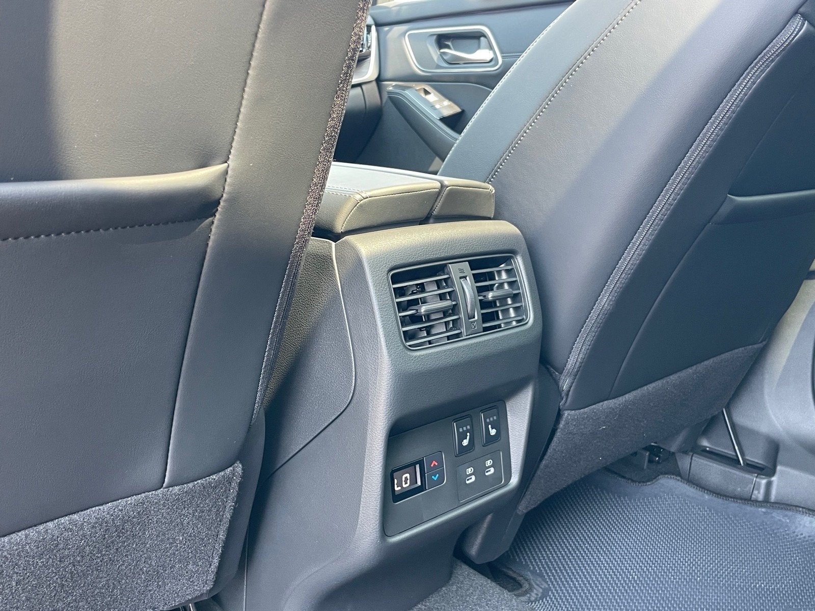 New 2026 Deep Ocean Blue Pearl Nissan Platinum image 26