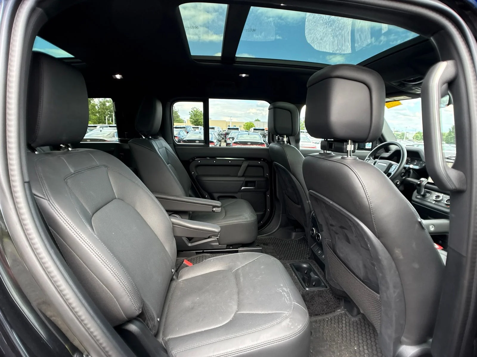 Used 2025 Black Land Rover S image 14