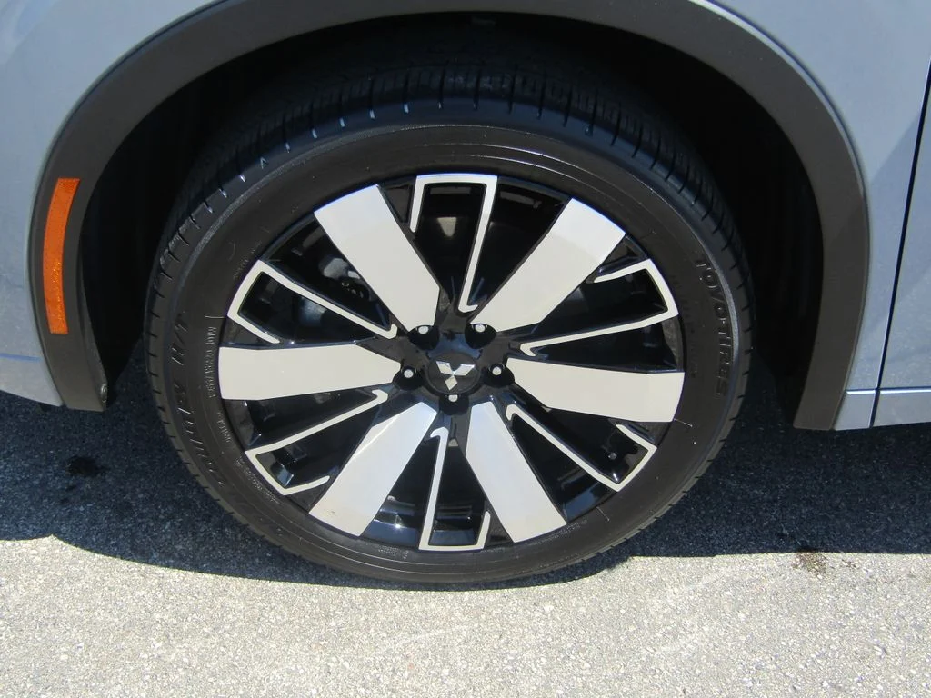 2025 Mitsubishi Outlander SEL - Photo 25
