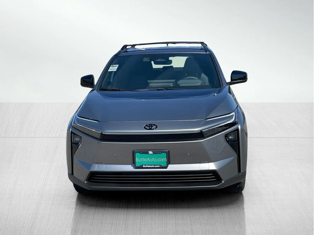 New 2026 Heavy Metal Toyota XLE image 8