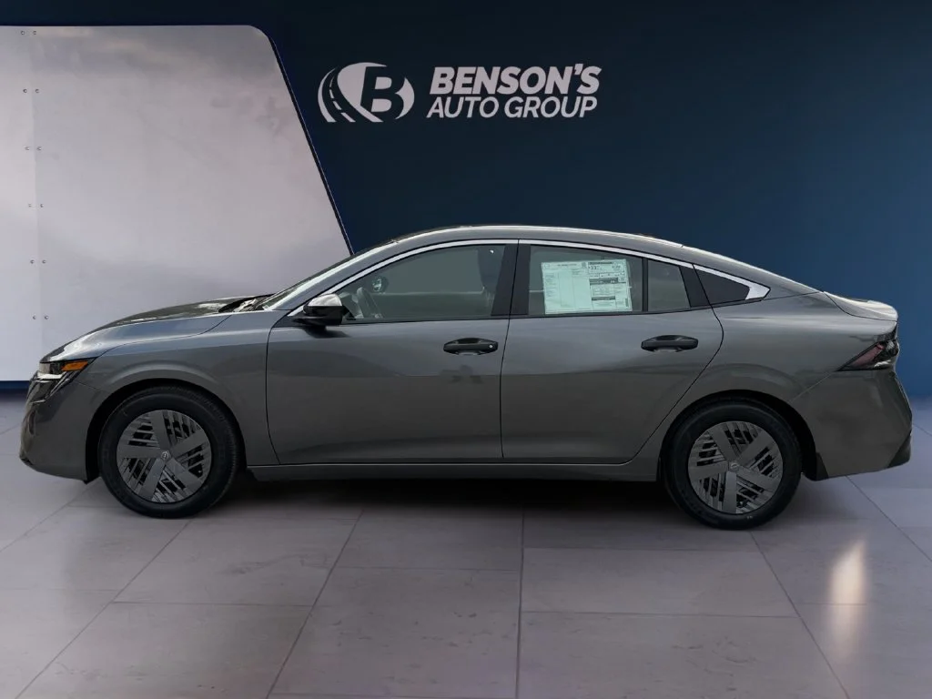 New 2027 Gray Nissan S image 2