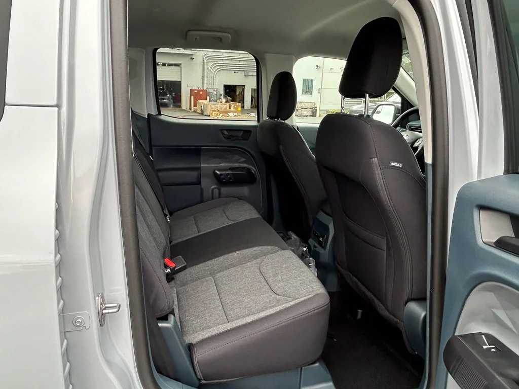 New 2026 Space White Metallic Ford XLT image 31