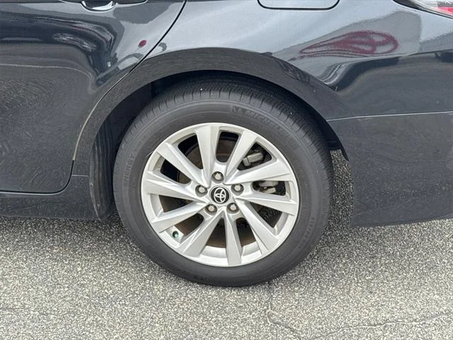 2024 Toyota Camry LE - Photo 19