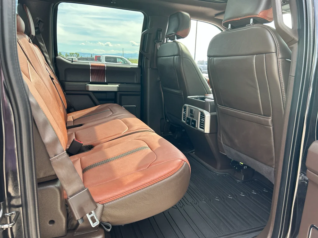 Used 2020 Agate Black Metallic Ford King Ranch image 24