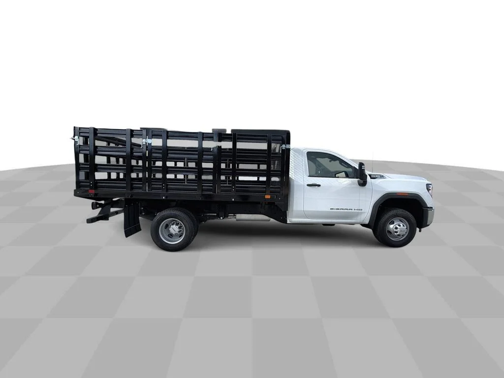 2025 GMC Sierra 3500HD Pro - Photo 9