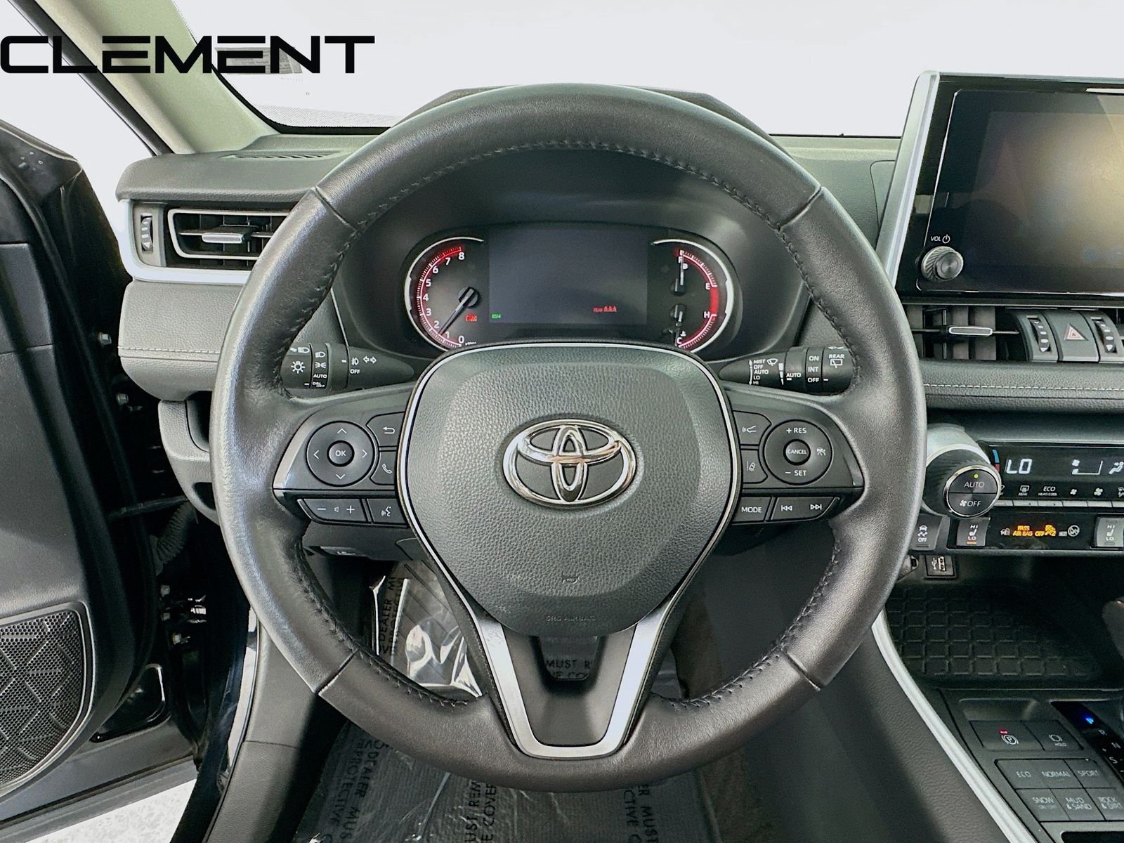 2023 Toyota RAV4 XLE Premium - Photo 14