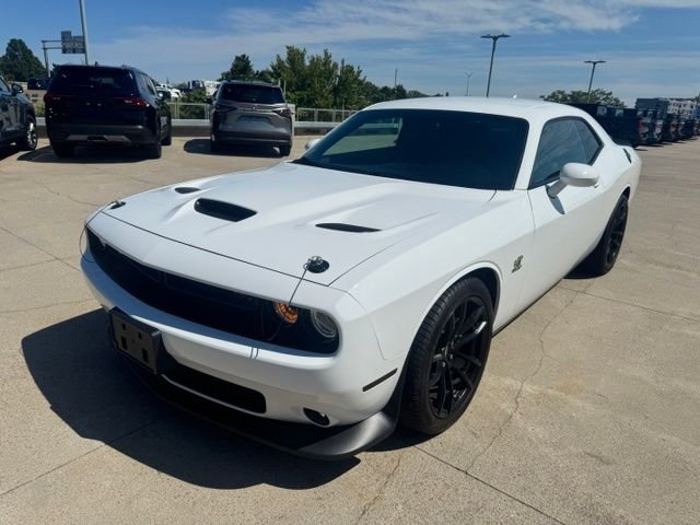 Used 2020 White Dodge R/T Scat Pack image 1