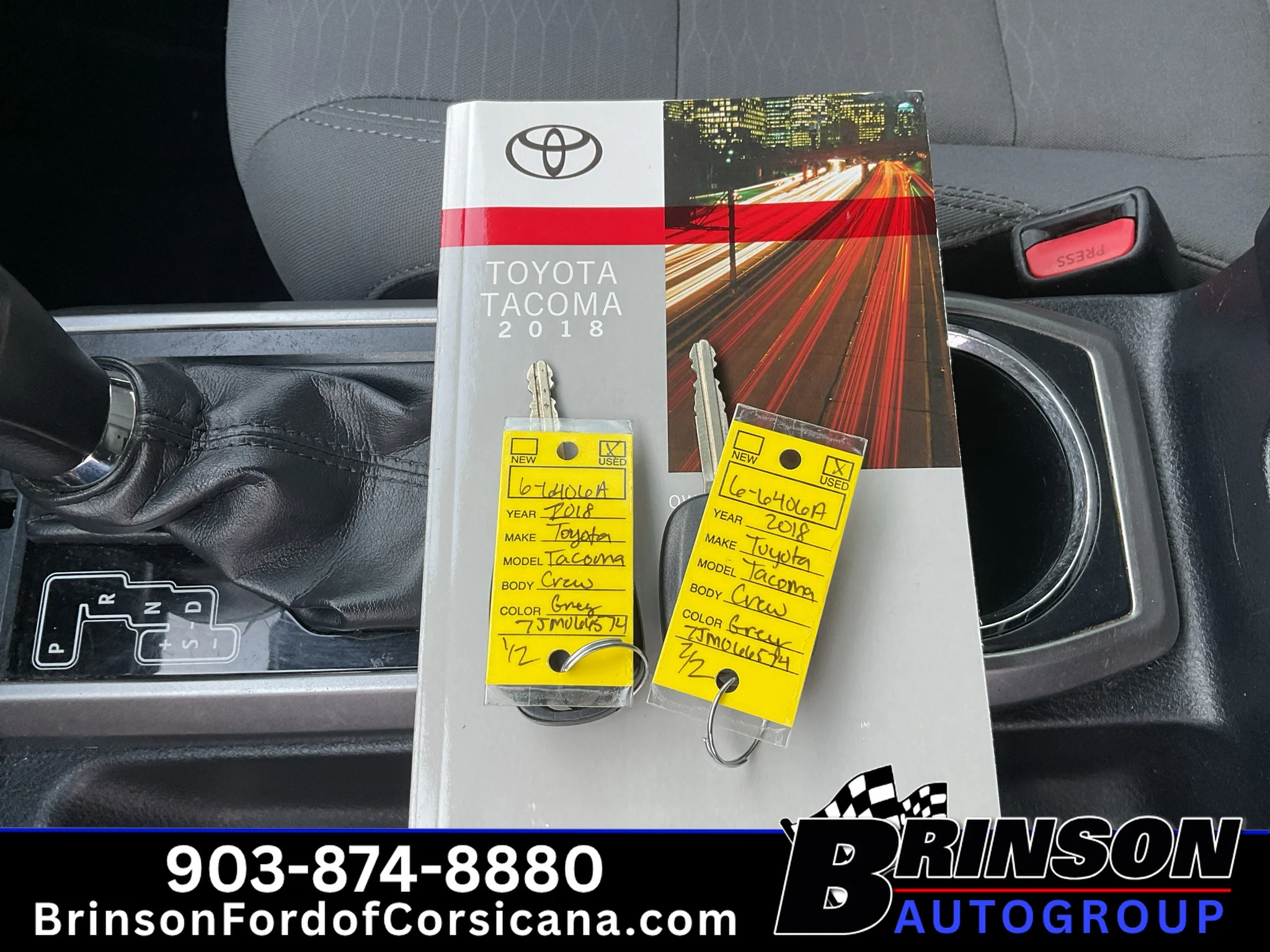 Used 2018 Magnetic Gray Metallic Toyota SR5 image 30