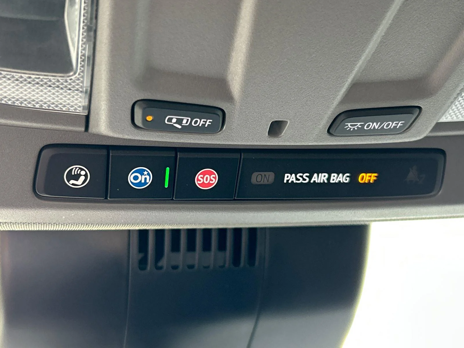 Used 2024 Summit White Chevrolet Custom Trail Boss image 21