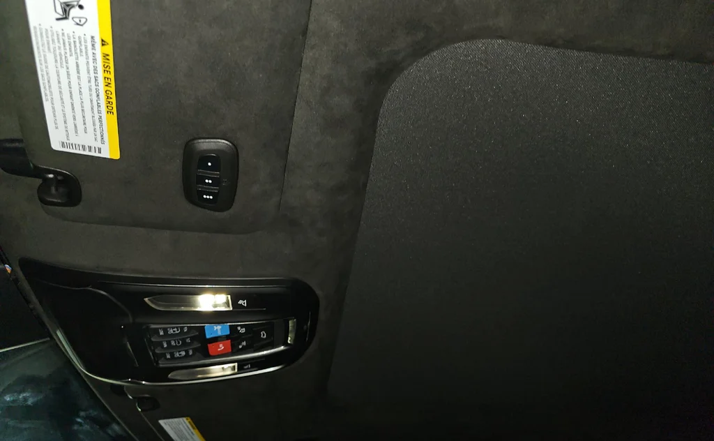 Used 2025 Blue Jeep Launch Edition image 22