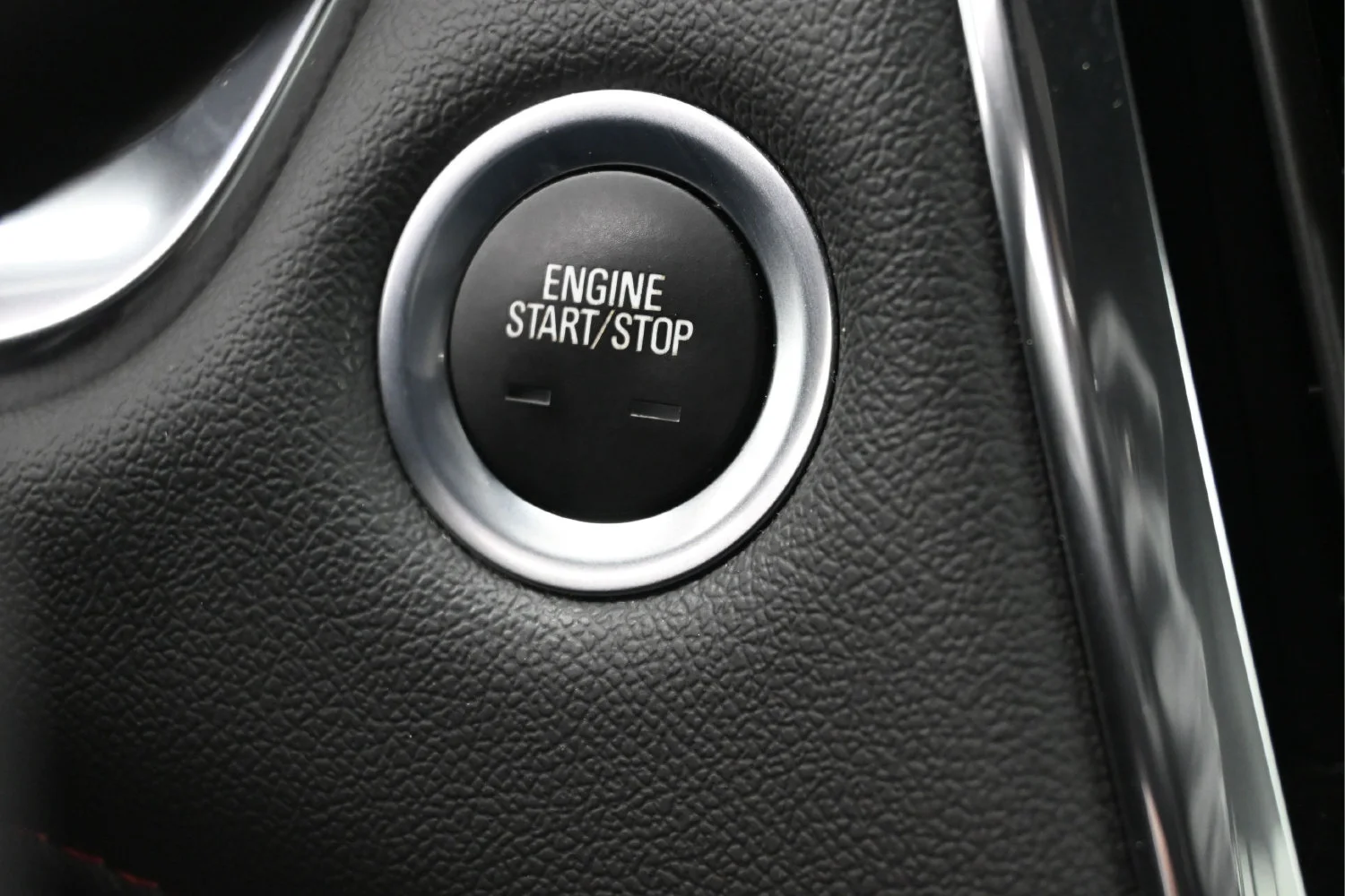 Used 2023 SUMMIT WHITE Chevrolet RS image 23