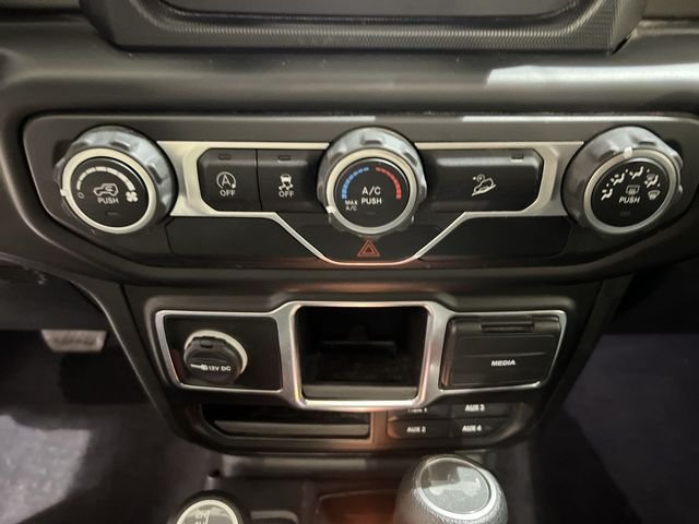 Used 2021 Gray Jeep Unlimited Sport image 16
