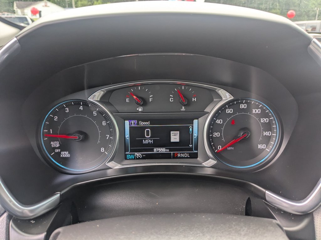 Used 2018 Summit White Chevrolet Premier image 17