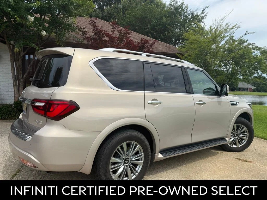 Certified Used 2019 Champagne Quartz INFINITI LUXE image 3