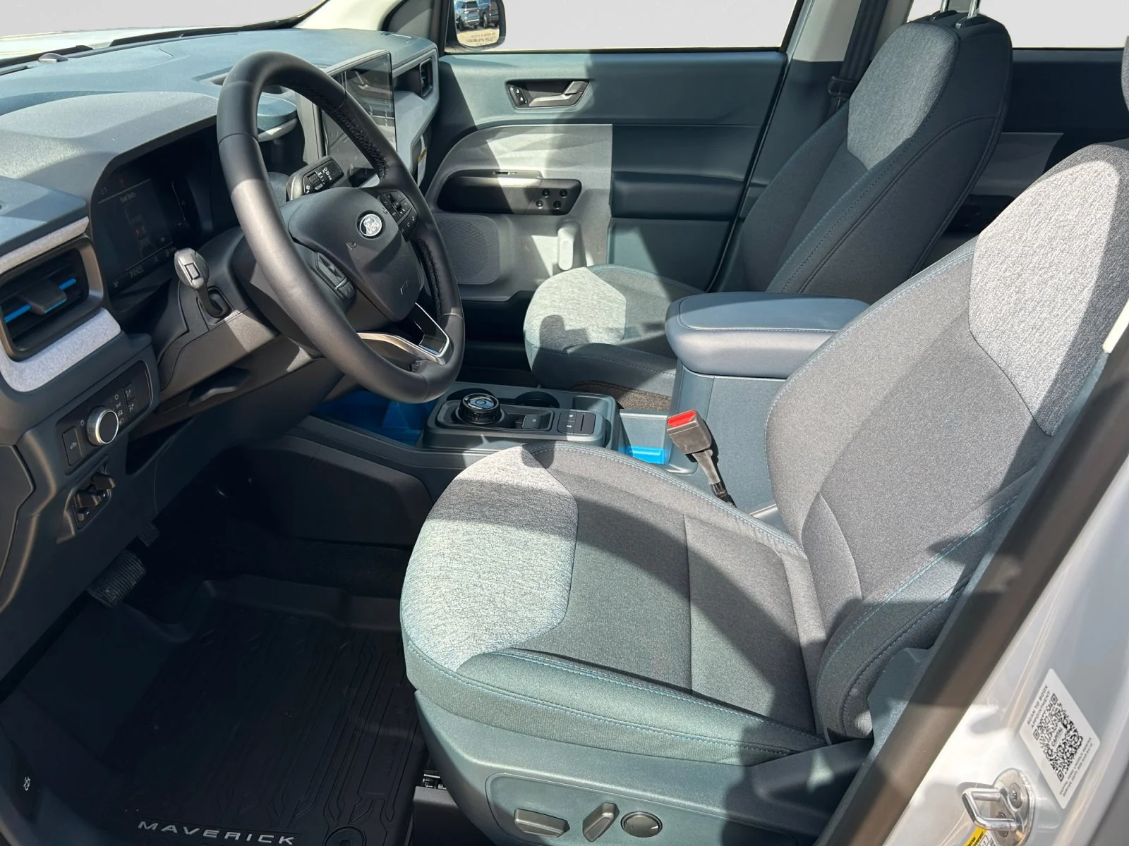 New 2026 Space White Metallic Ford XLT image 13