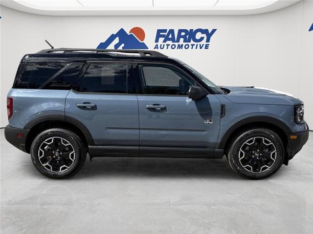 New 2026 Azure Gray Metallic Tri-Coat Ford Outer Banks® image 29