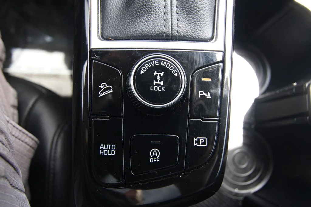 Used 2023 Red Kia X-Pro Prestige image 27