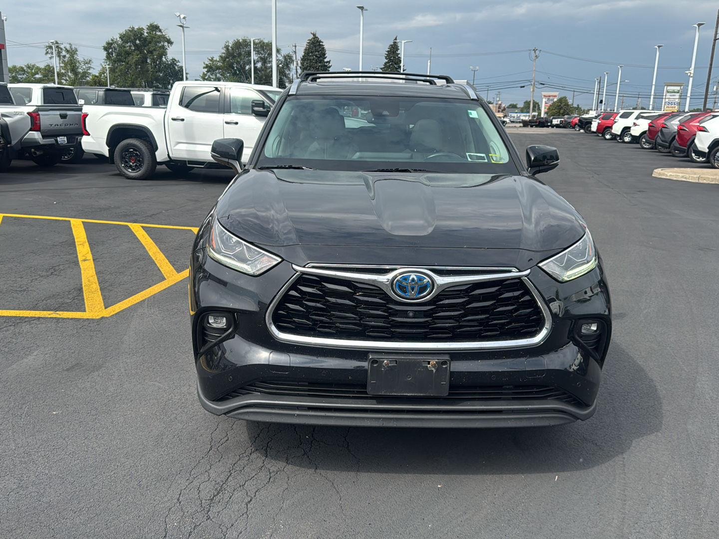 Used 2022 Midnight Black Metallic Toyota Limited image 2
