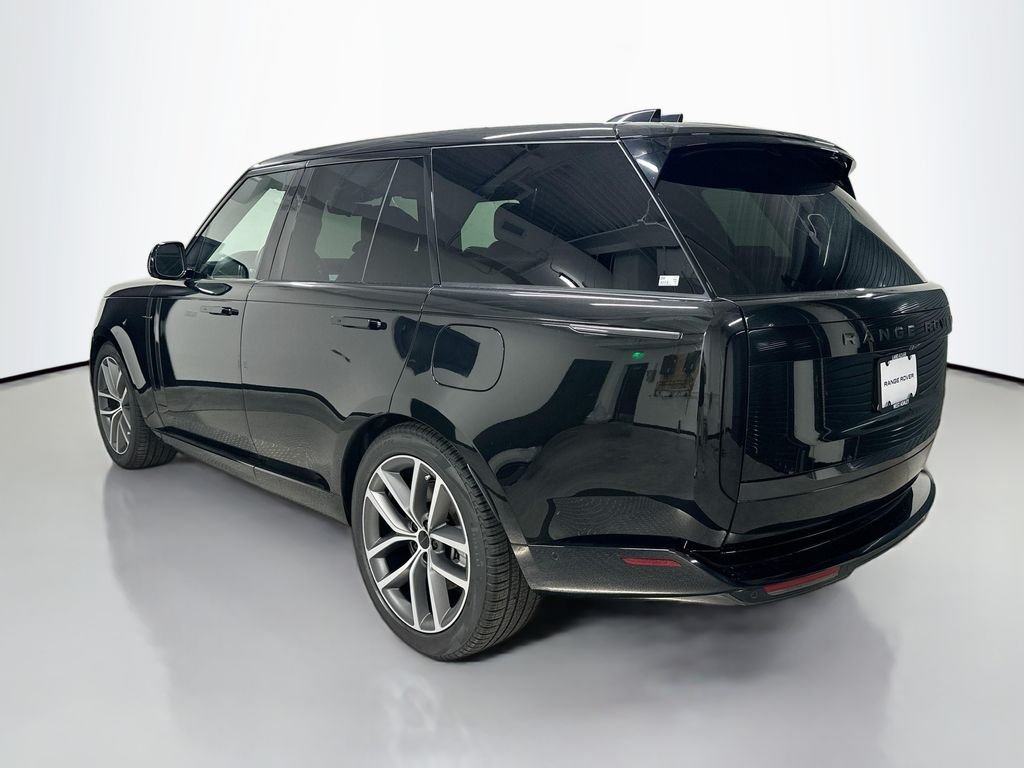 Used 2026 Black Land Rover SE image 3