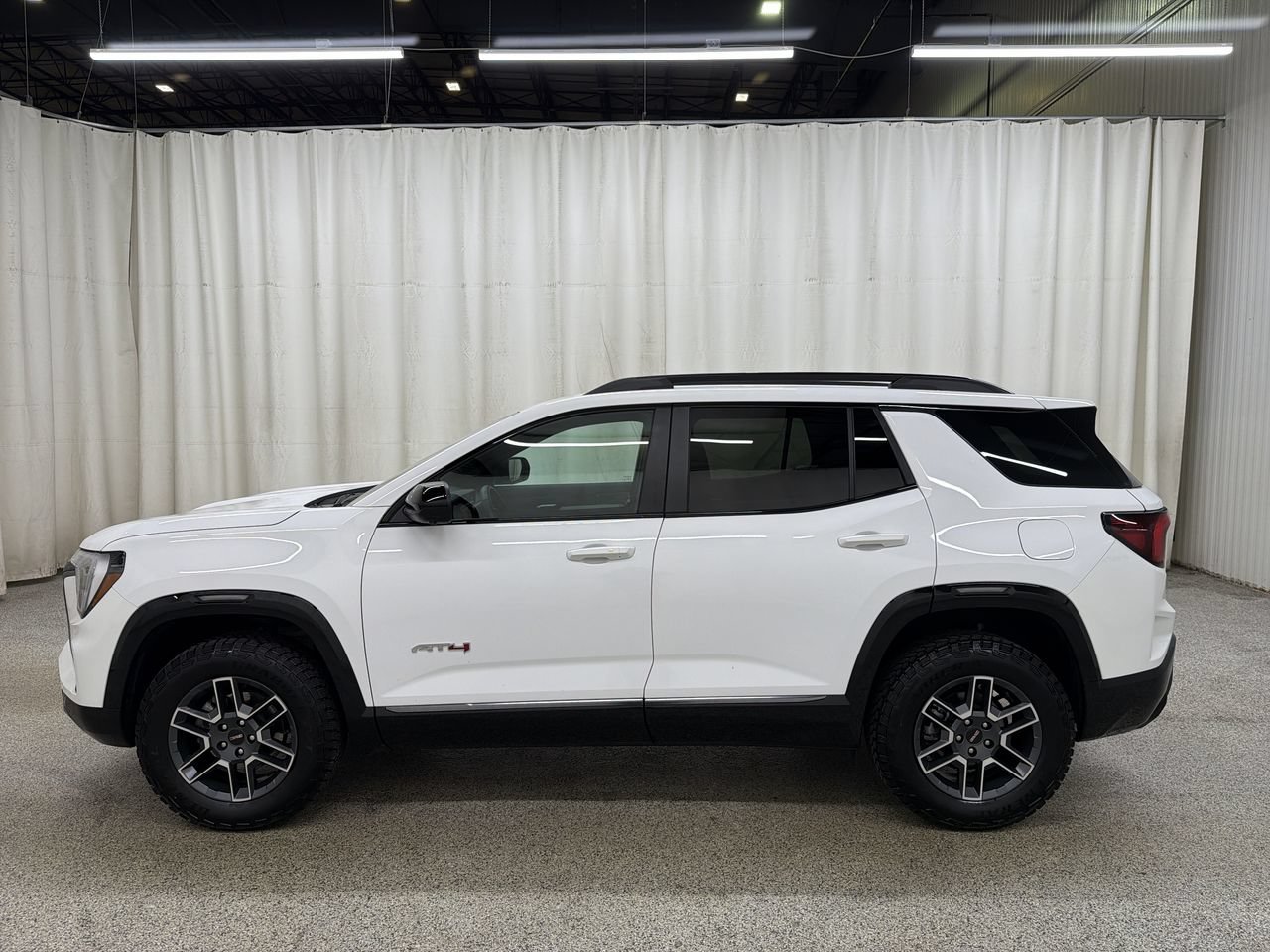 Used 2026 Summit White GMC AT4 image 6
