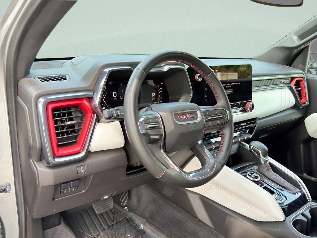 2024 GMC Canyon AT4X - Photo 10