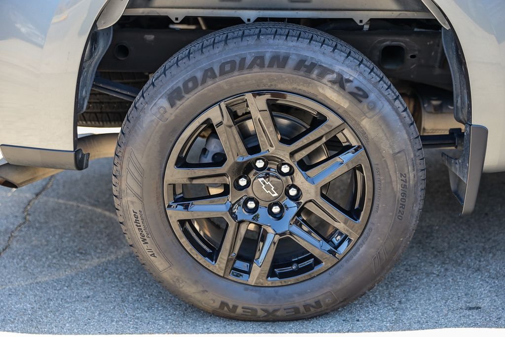 Used 2021 Gray Chevrolet Custom image 5