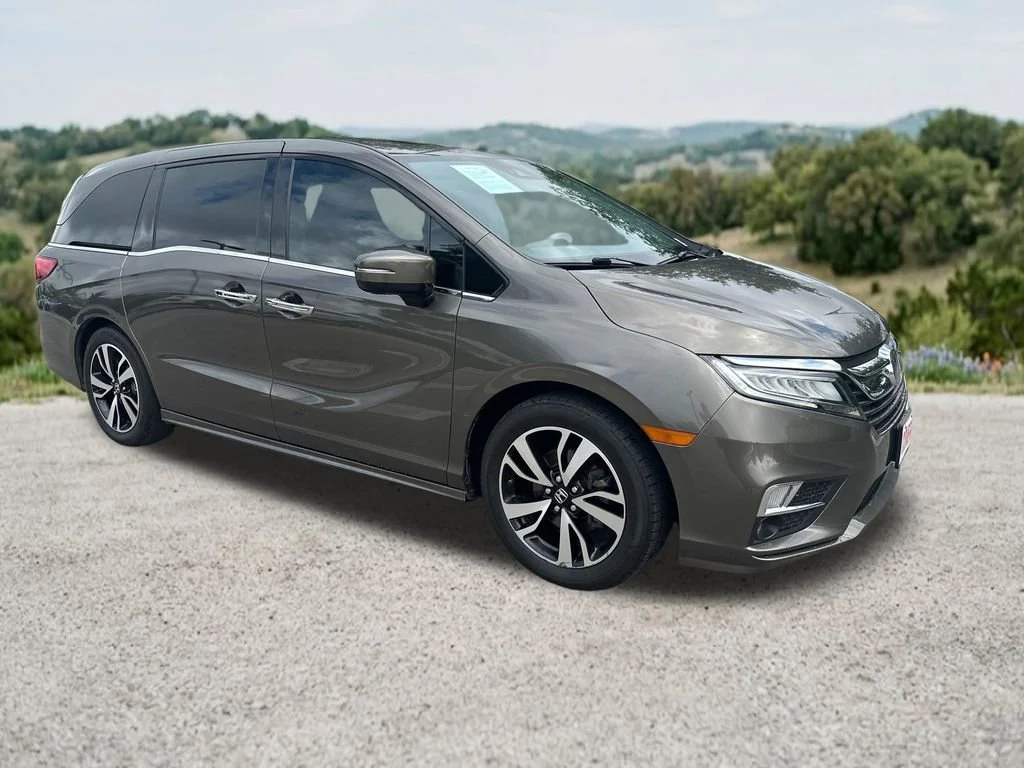 2020 Honda Odyssey Elite's photo