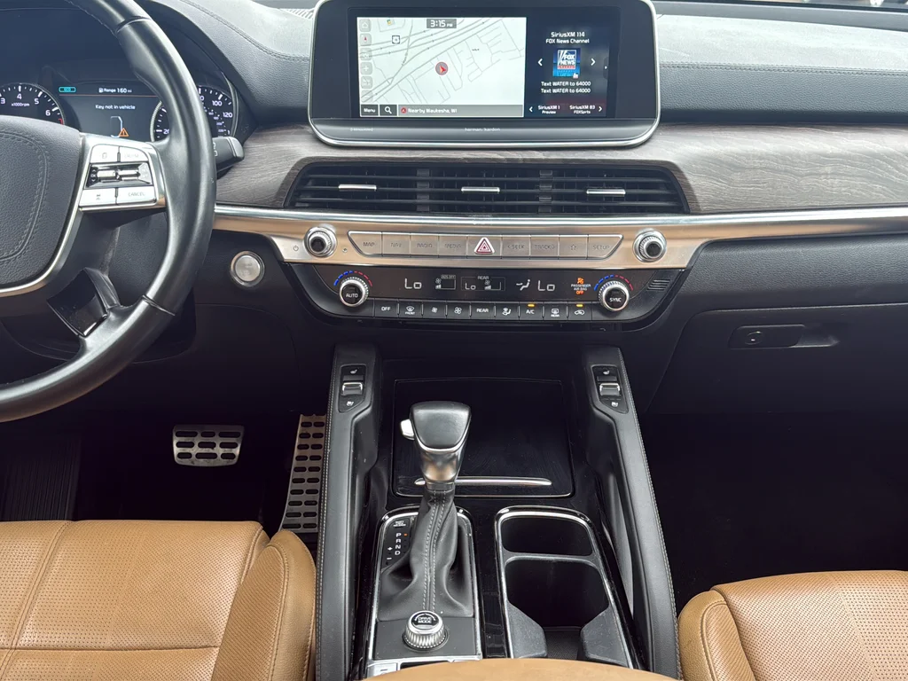 Used 2022 Gray Kia SX image 19