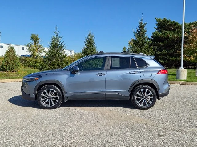 Certified Used 2024  Toyota XLE image 9
