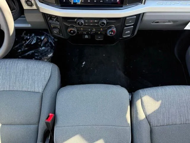 2026 Ford F-350 Super Duty XLT - Photo 28