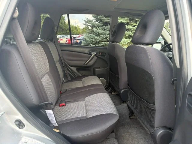 Used 2004 Gray Toyota Base image 22