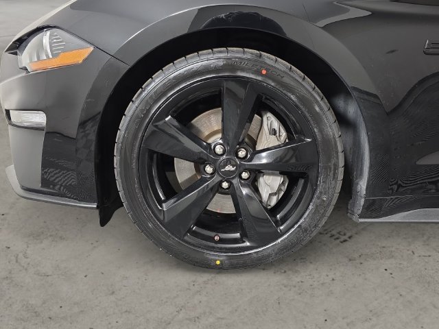 Used 2021 Shadow Black Ford GT image 9