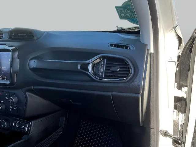 Used 2023 White Jeep Altitude image 27
