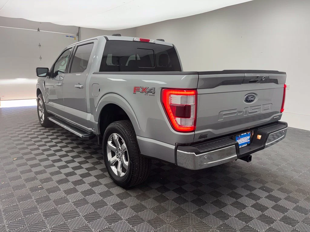Used 2023 Silver Ford Lariat image 11