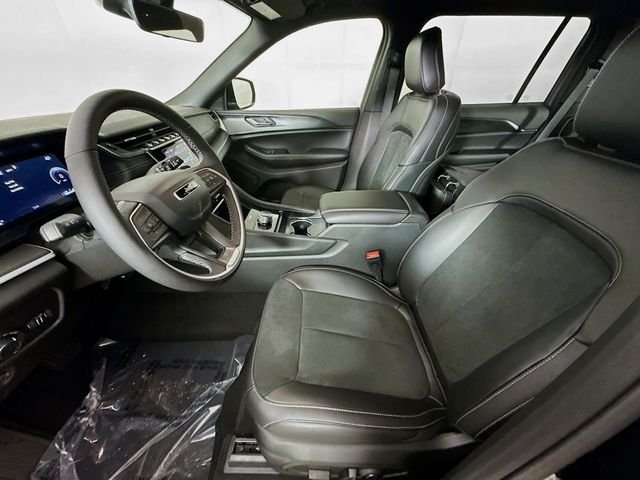 New 2025 Diamond Black Crystal Pearl-Coat Exterior Paint Jeep Altitude X image 20