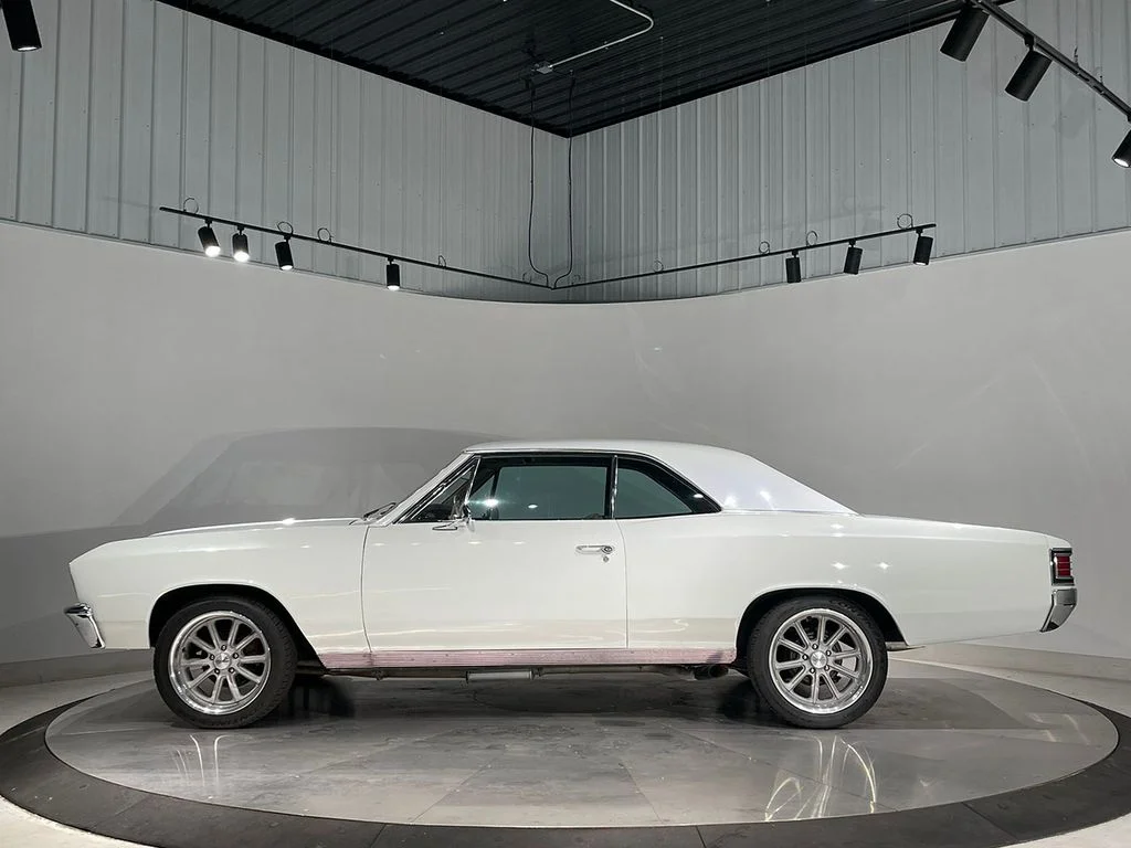 Used 1967 White Chevrolet  image 10